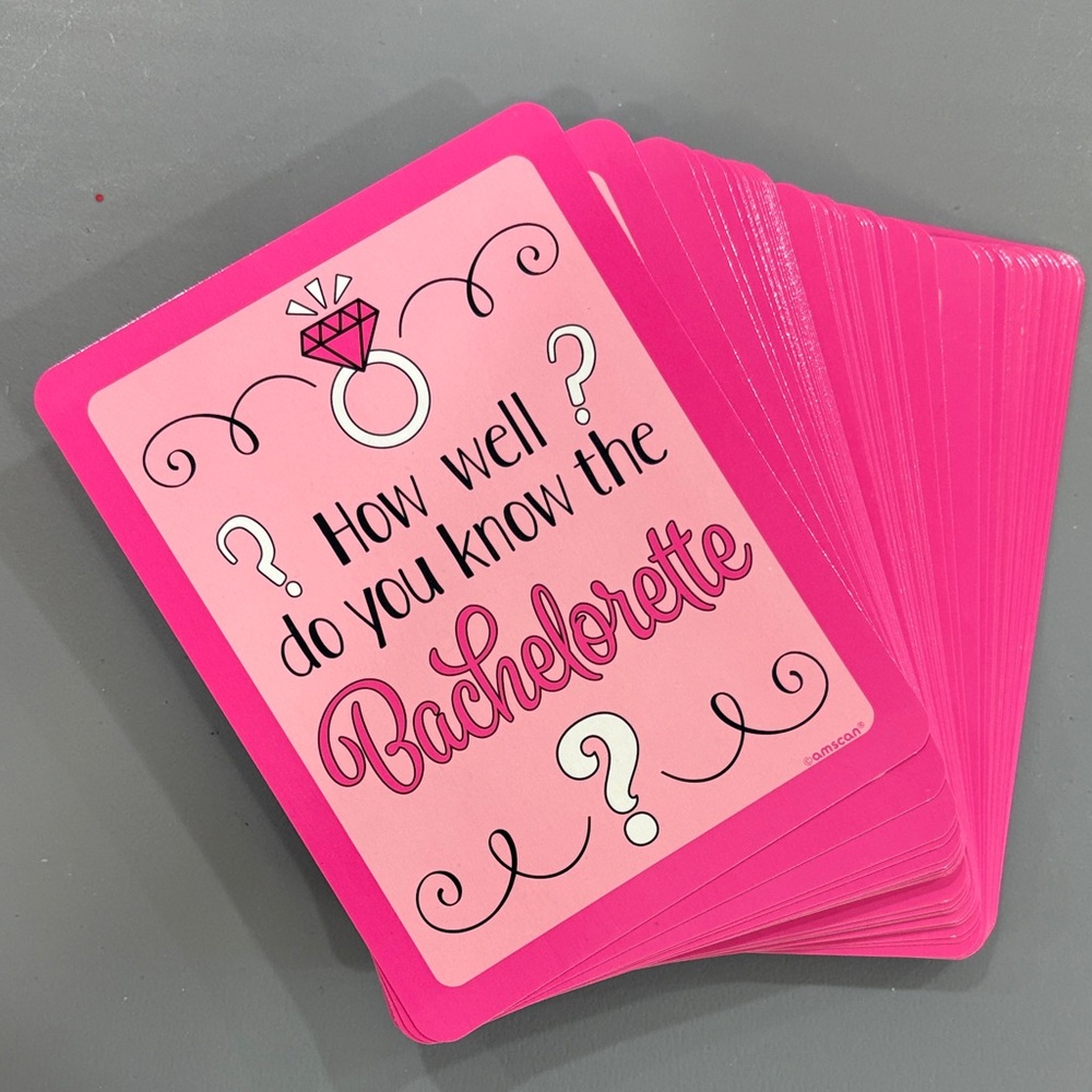 Team Bride 👰‍♀️How Well DoYou Know The Bride 52 Game Cards - Used Once